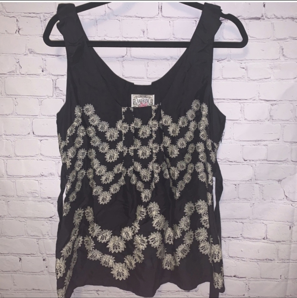 Yoana Baraschi Top